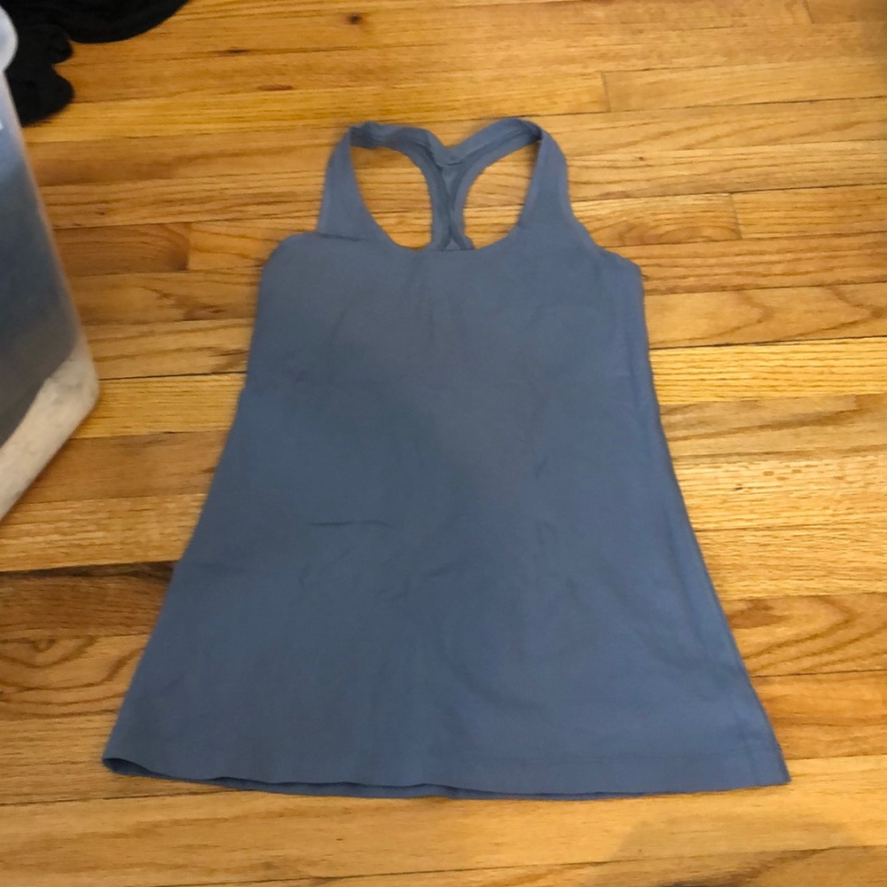 Lululemon tank
